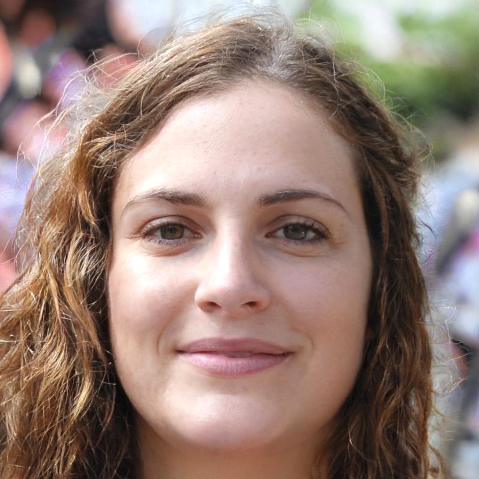 Elena Ruiz, especialista en finanzas corporativas